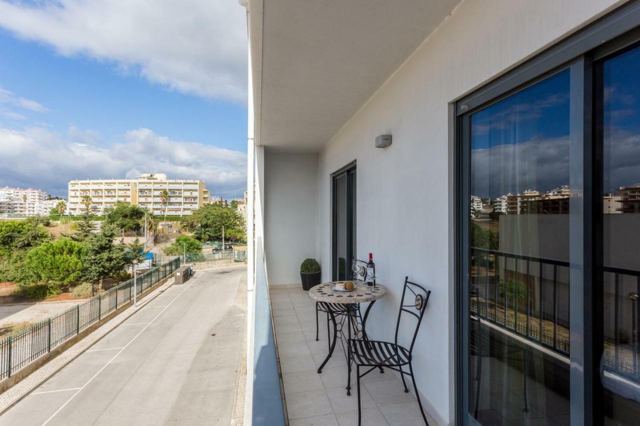 Lagos Marina Apartment With Pool & Gym Buitenkant foto