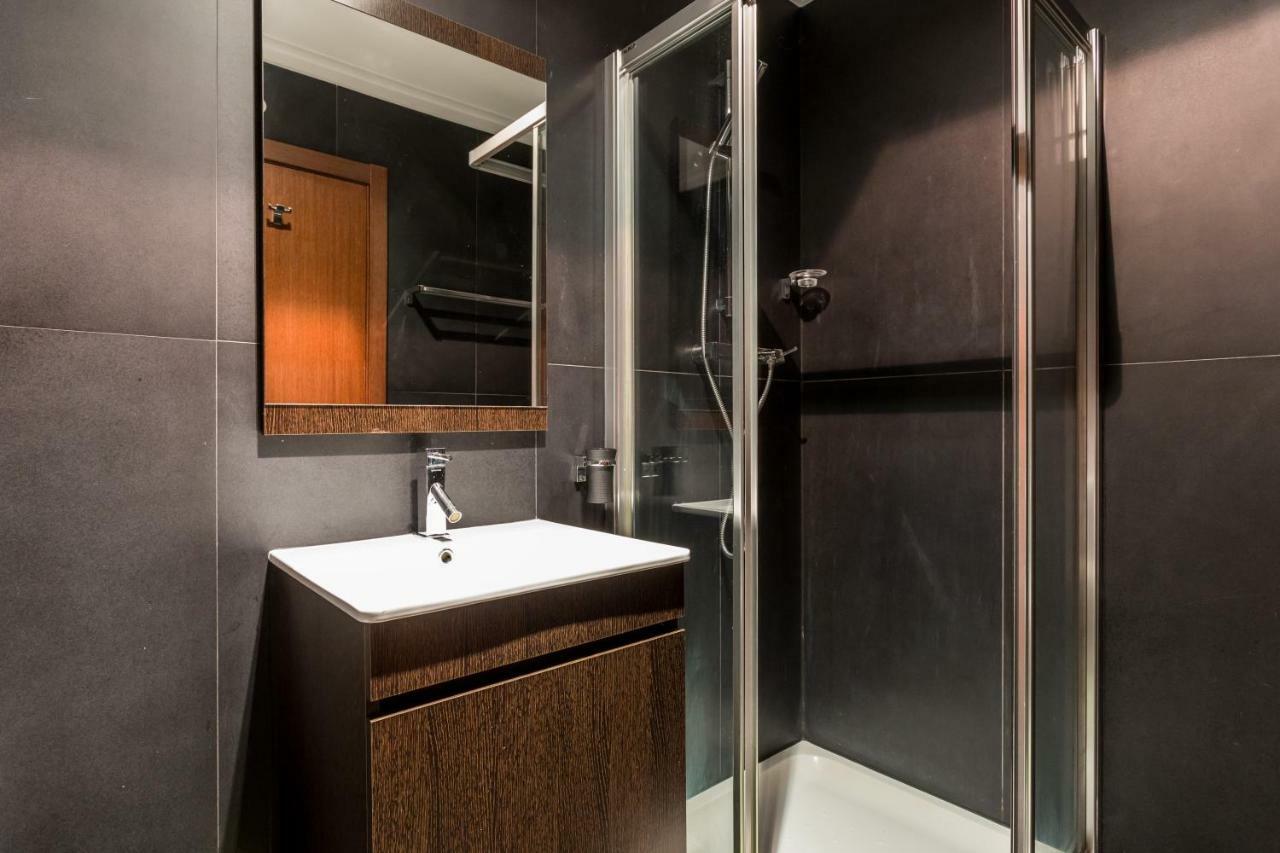 Lagos Marina Apartment With Pool & Gym Buitenkant foto